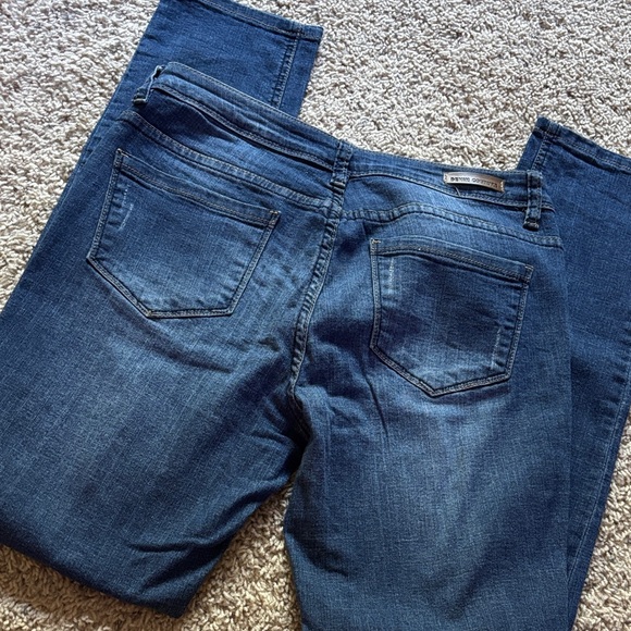 Casual Distressed Boyfriend Jeans in Deep Blue - Picture 3 of 6